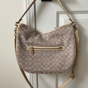 COACH Soft Tabby Hobo In Signature Jacquard